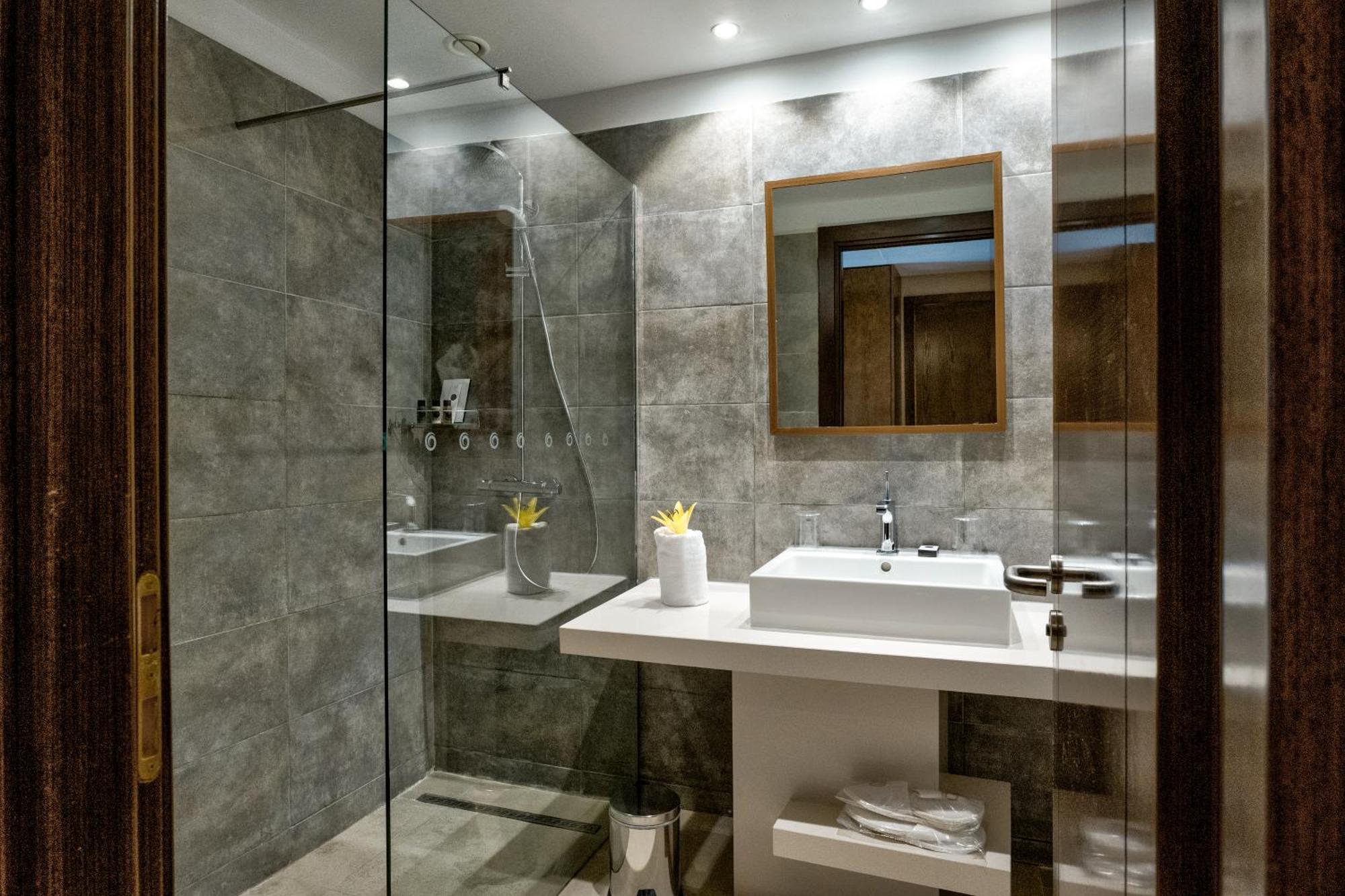 La Cigale Tabarka Hotel Exterior photo Bathroom