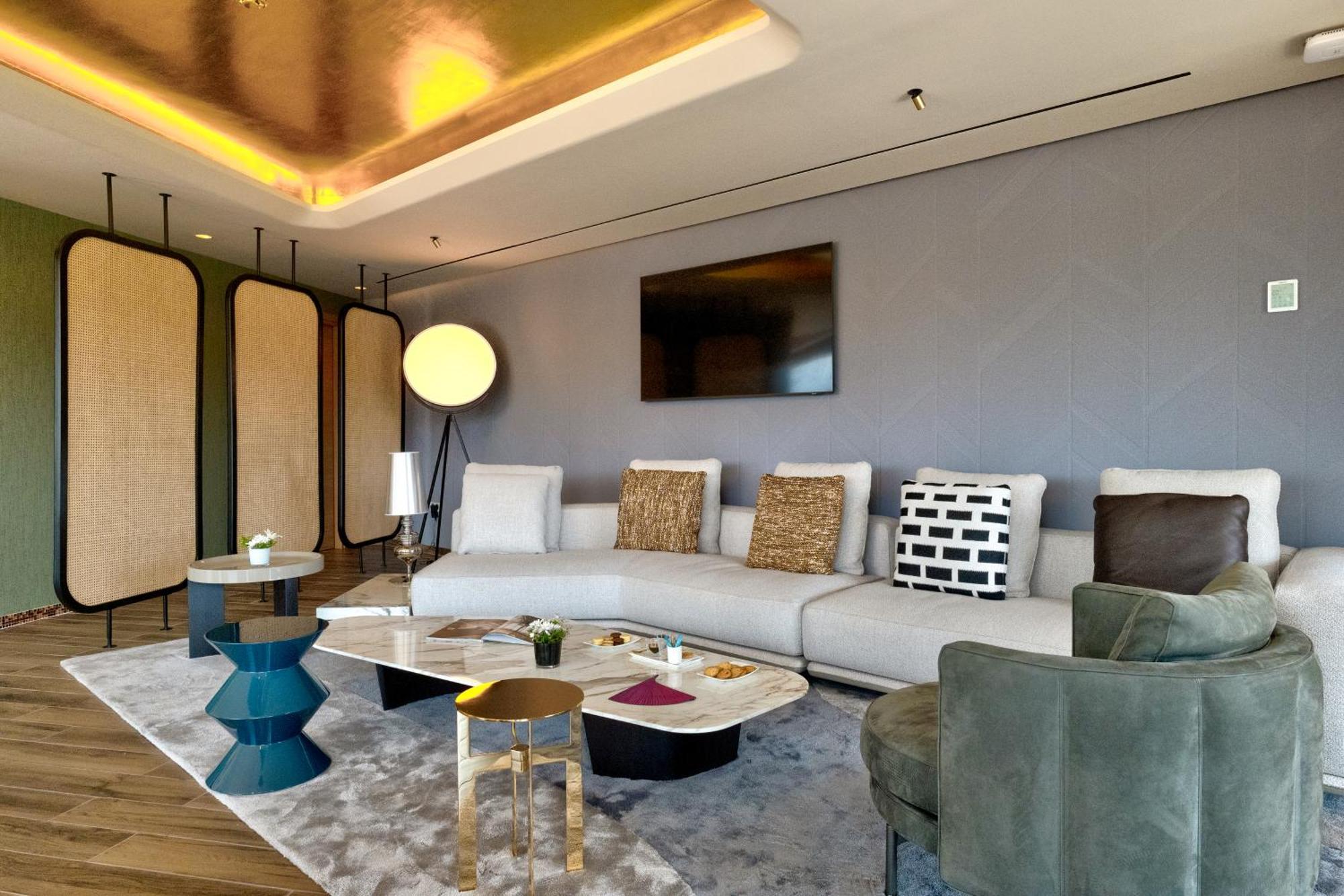 La Cigale Tabarka Hotel Exterior photo The living room of a suite at the Ritz-Carlton, DIFC